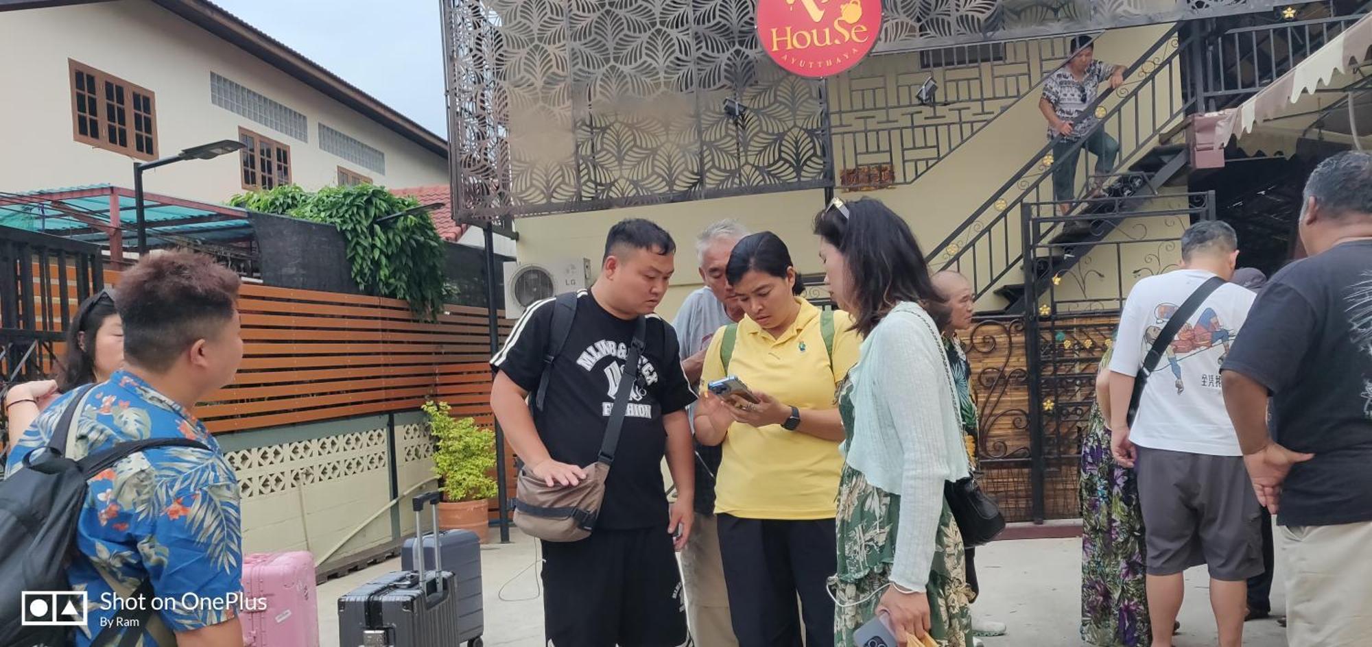 V House Hotel Phra Nakhon Si Ayutthaya Ngoại thất bức ảnh