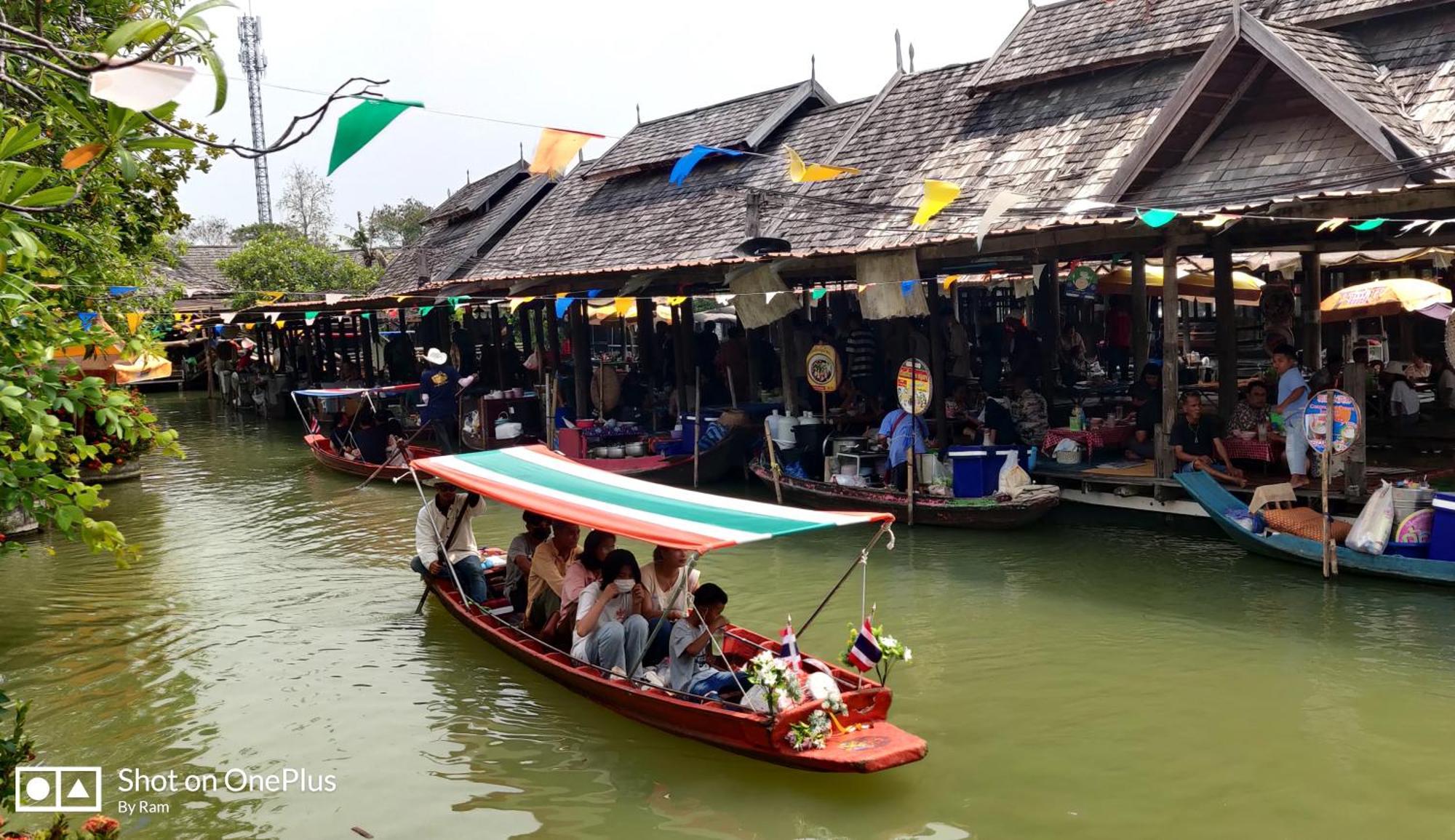 V House Hotel Phra Nakhon Si Ayutthaya Ngoại thất bức ảnh