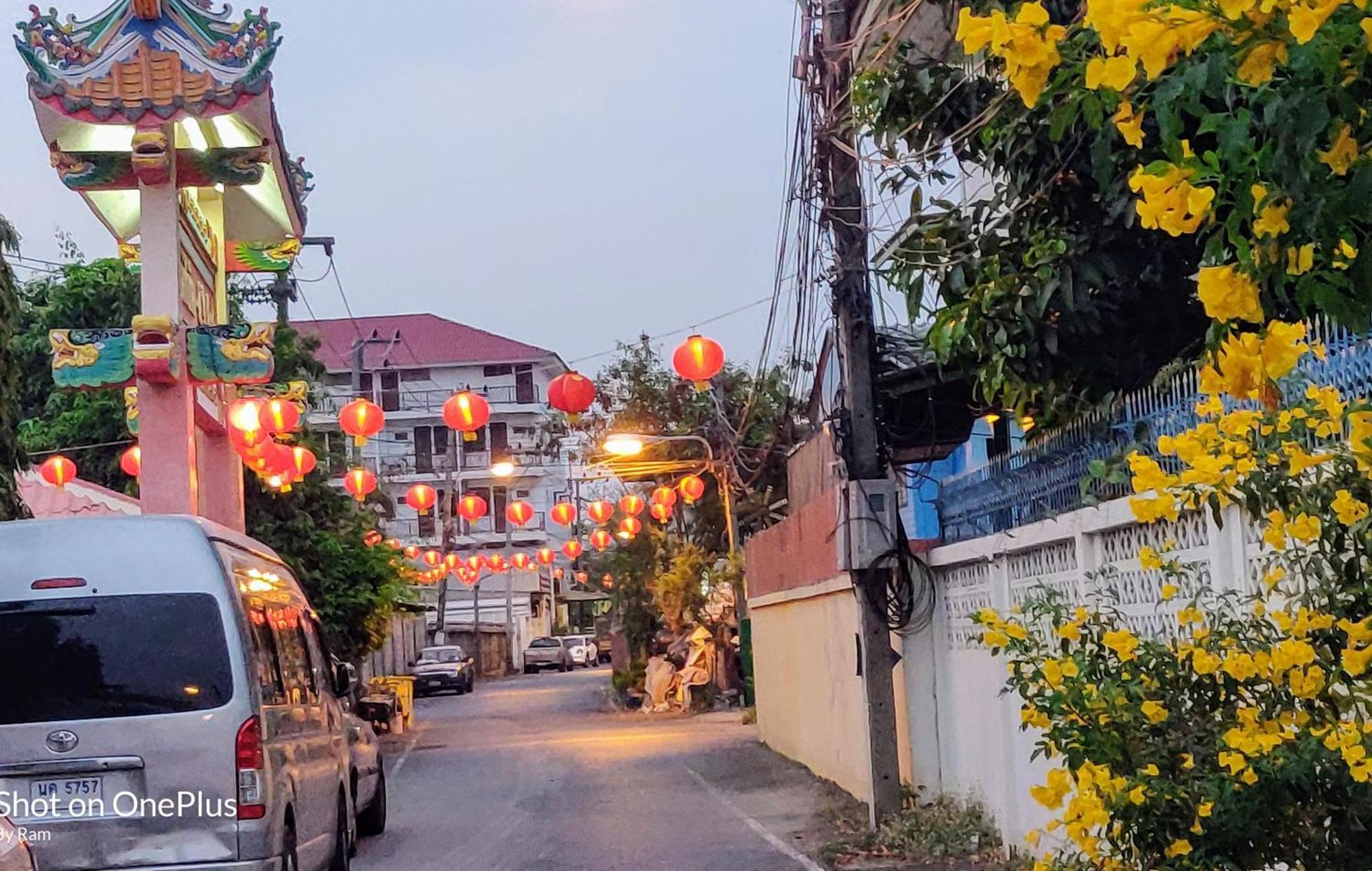 V House Hotel Phra Nakhon Si Ayutthaya Ngoại thất bức ảnh