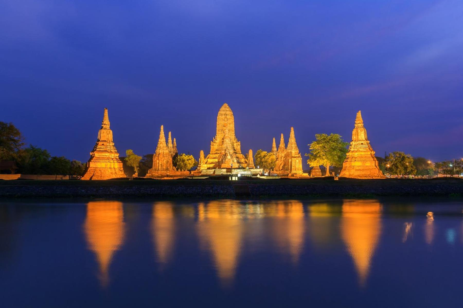 V House Hotel Phra Nakhon Si Ayutthaya Ngoại thất bức ảnh