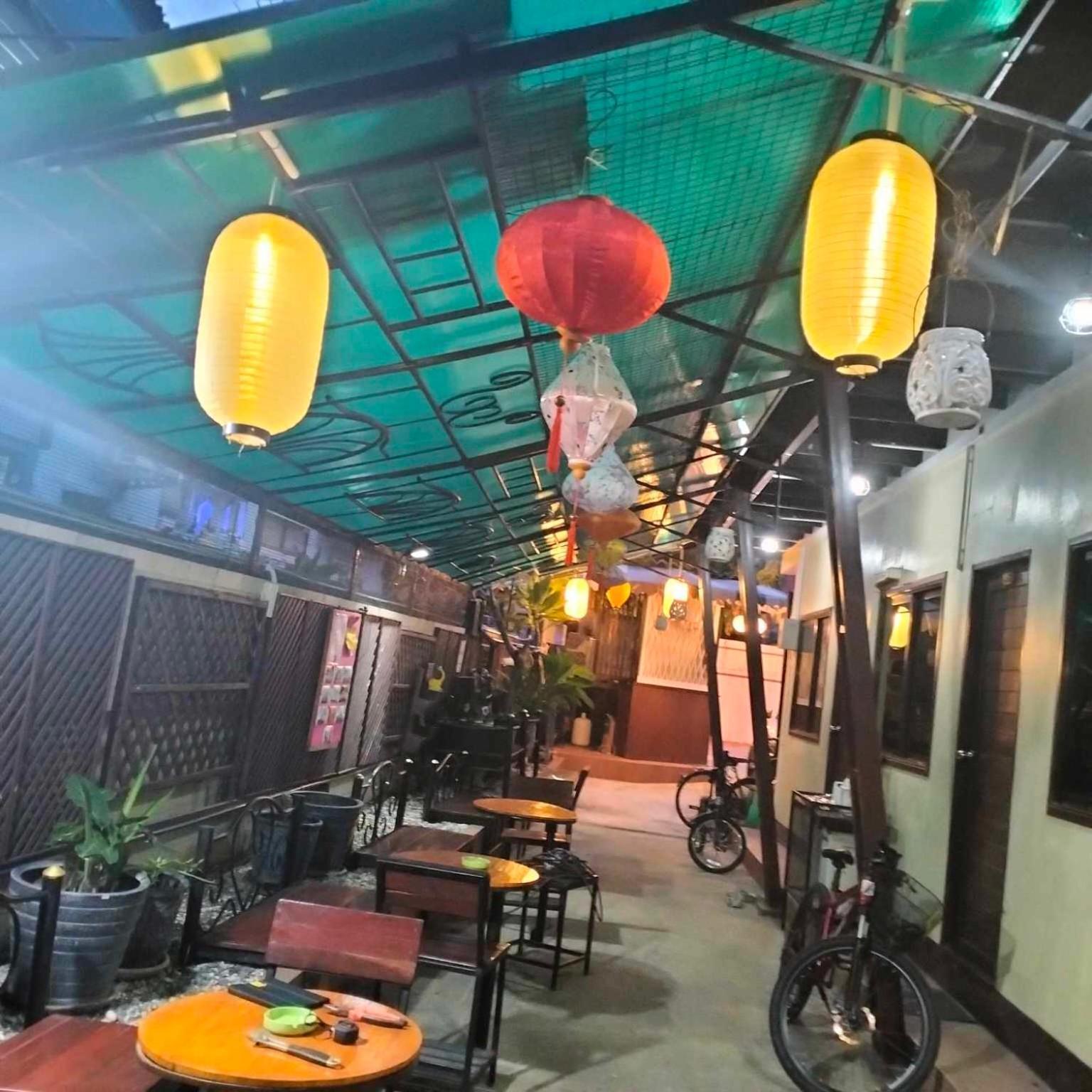 V House Hotel Phra Nakhon Si Ayutthaya Ngoại thất bức ảnh