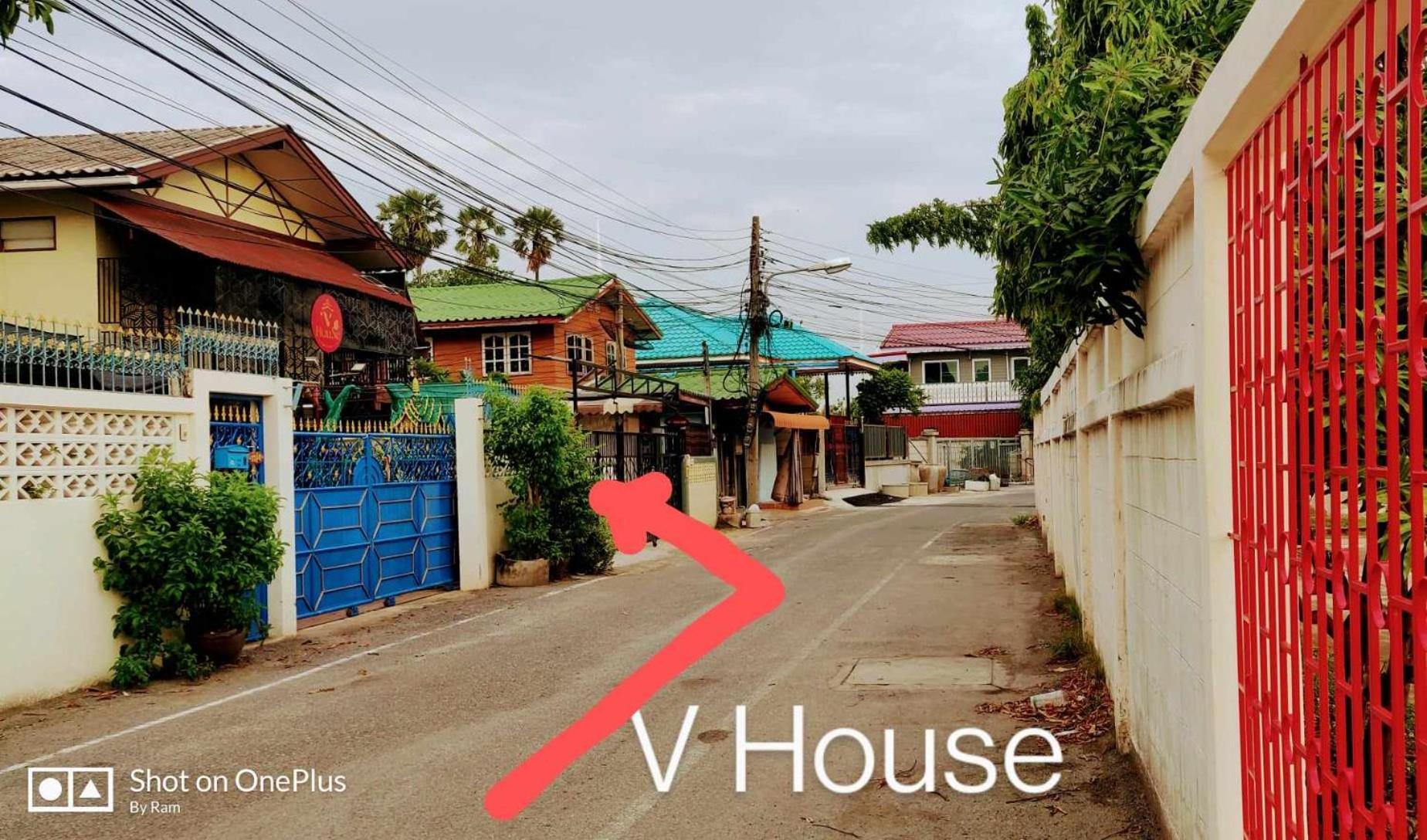 V House Hotel Phra Nakhon Si Ayutthaya Ngoại thất bức ảnh